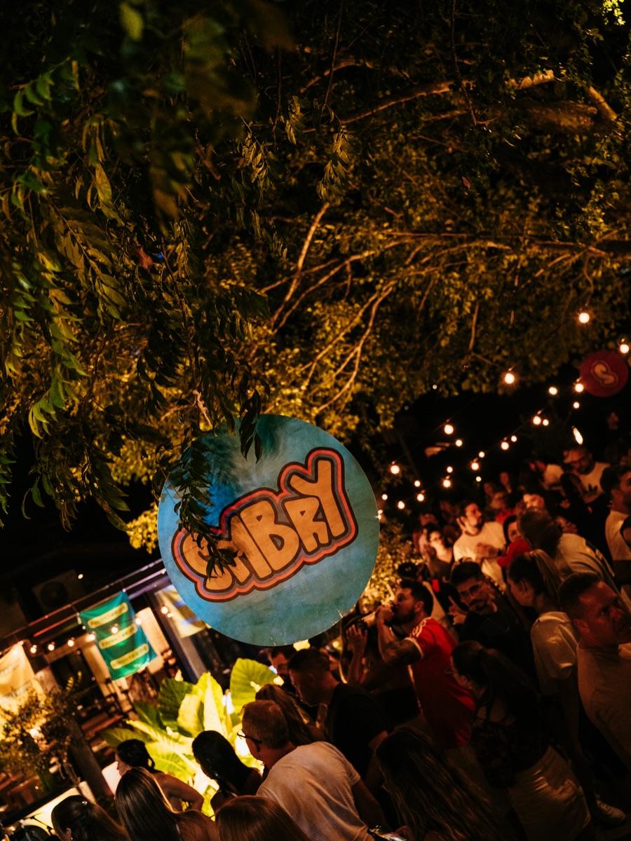 Jardim do Bavária cheio em noite de evento